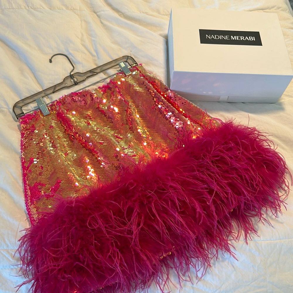 NADINE MERABI OSTRICH FUR SEQUENCE MINI SKIRT ⭐️💕✨